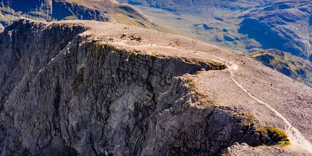 Yosemite SAR Team Rescues Injured Climber on El Capitan