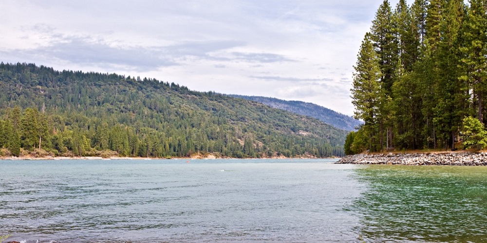 Bodies of Two Fishermen Found in Henrys Lake